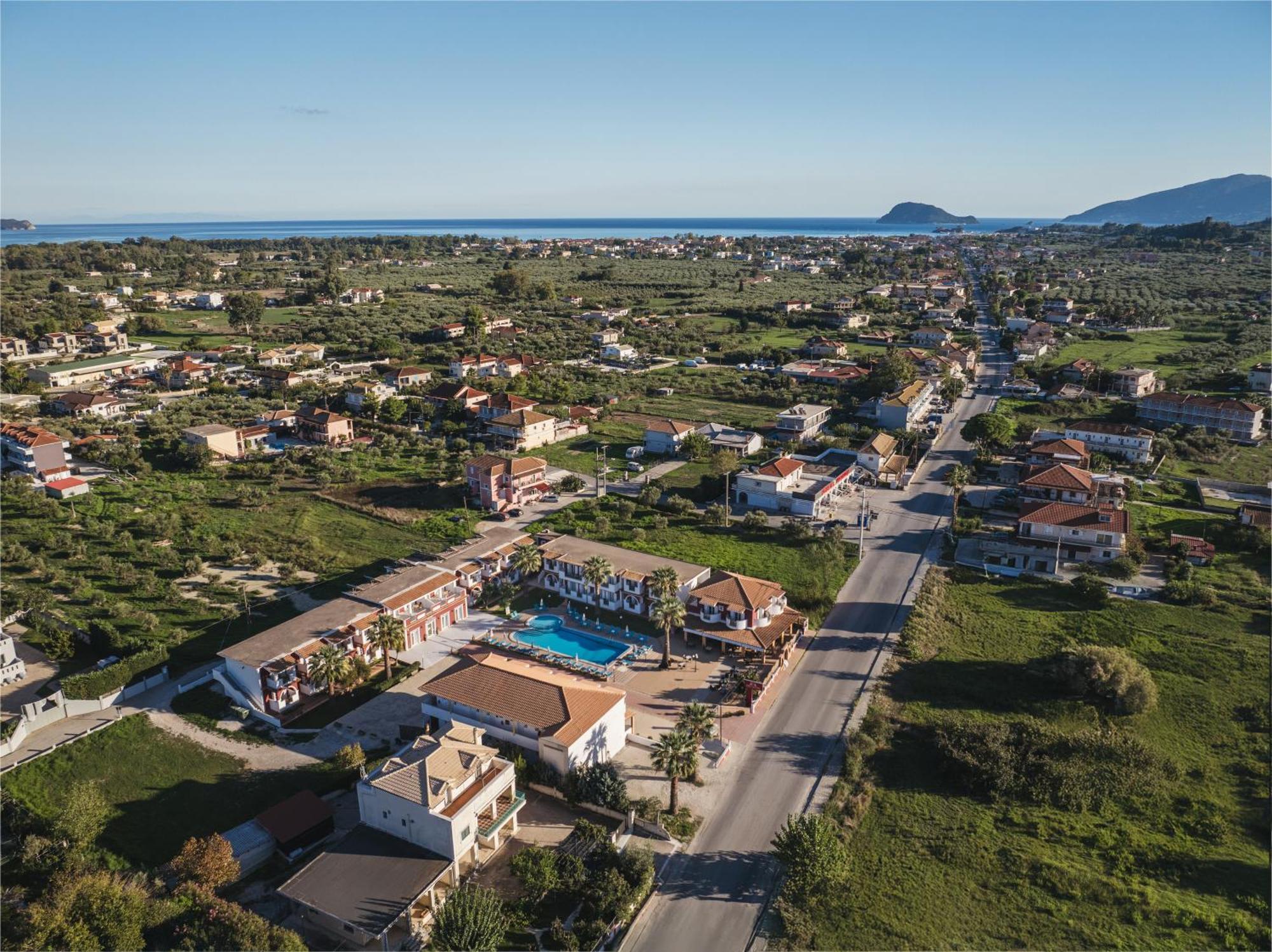 Yakinthos Hotel Laganas Exterior photo